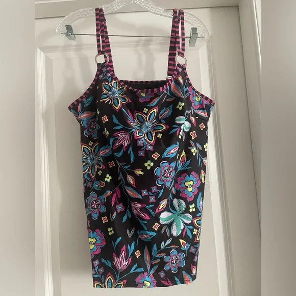 Floral Tankini with matching Skirt bottoms Swimsuit with Striped Straps - Picture 3 of 5
